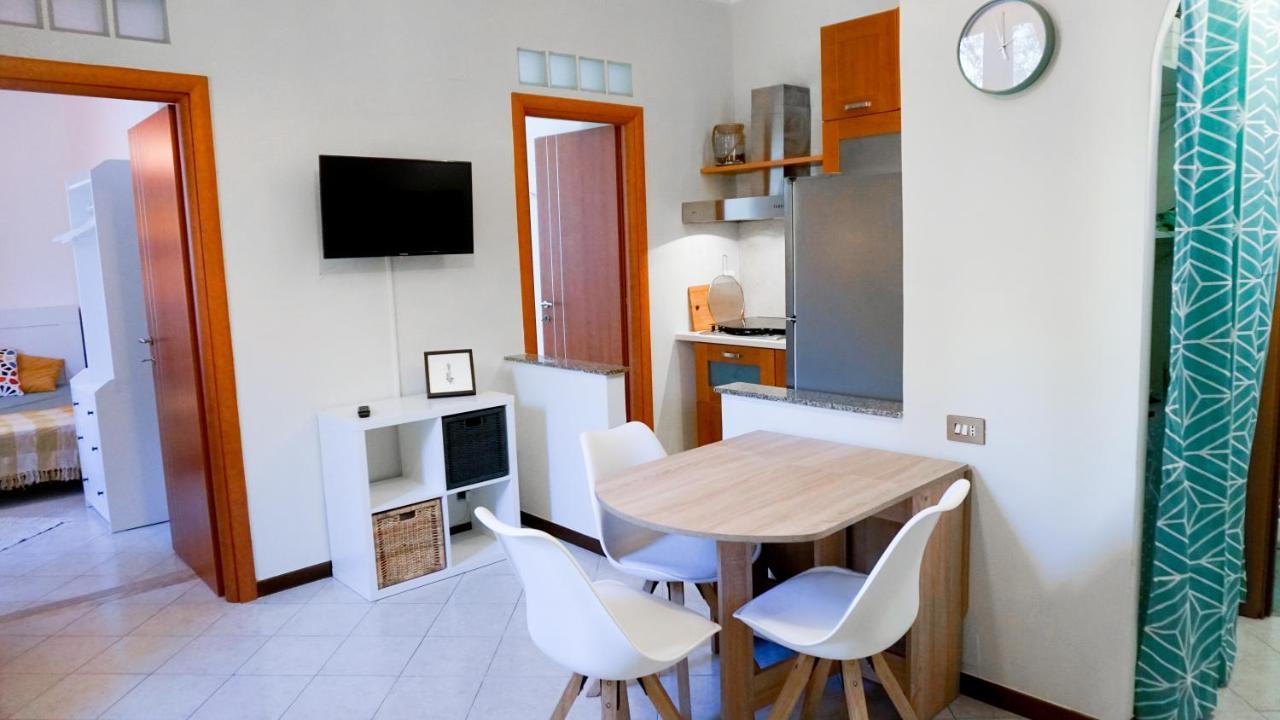 Ferienwohnung Lighthouse Ladispoli Al Mare Exterior foto